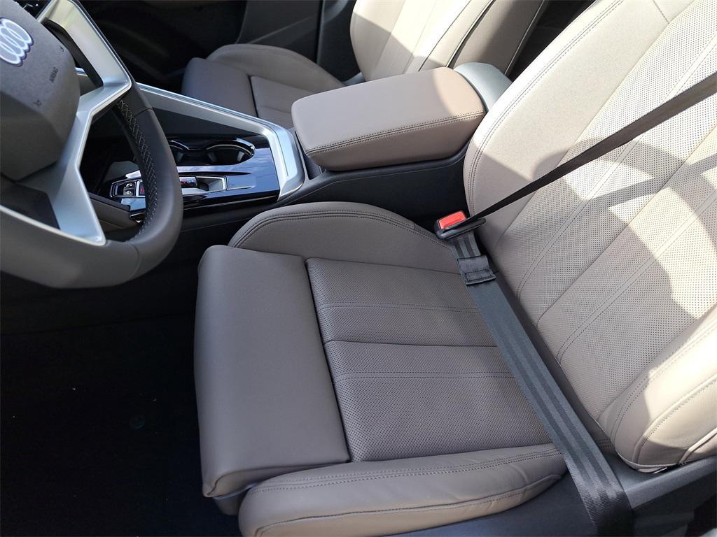 new 2025 Audi Q5 car, priced at $60,950