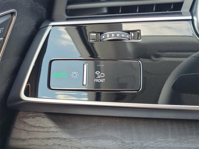 new 2025 Audi Q7 car, priced at $74,450