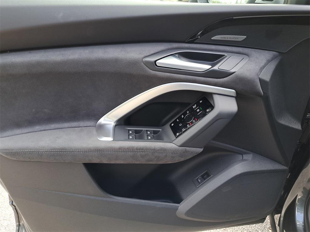 new 2025 Audi SQ5 car, priced at $74,065