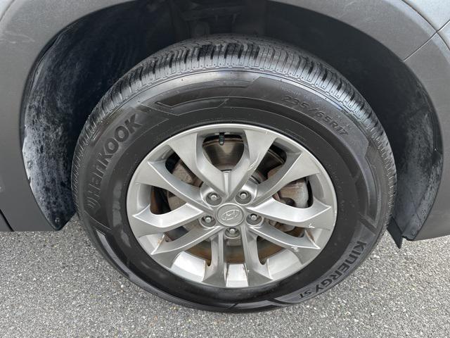 used 2019 Hyundai Santa Fe car, priced at $17,481