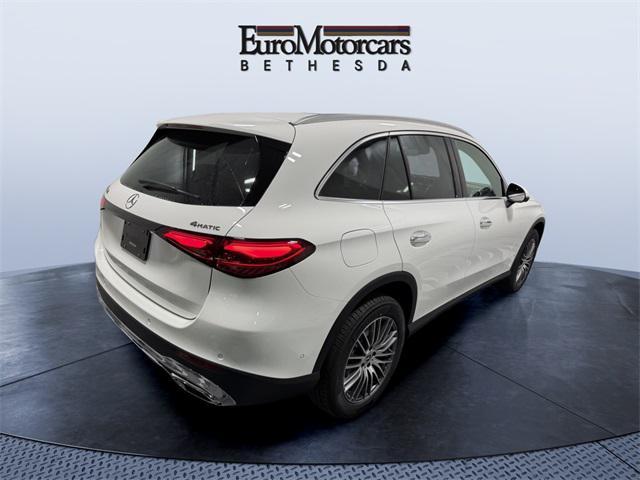 new 2025 Mercedes-Benz GLC 300 car, priced at $56,985