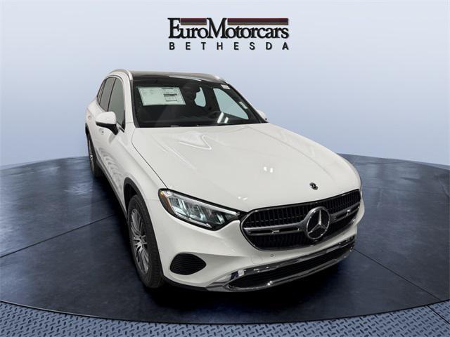 new 2025 Mercedes-Benz GLC 300 car, priced at $56,985