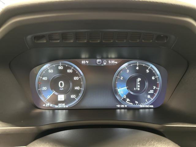 used 2022 Volvo XC90 car, priced at $36,981