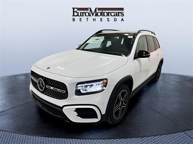 new 2024 Mercedes-Benz GLB 250 car, priced at $56,900