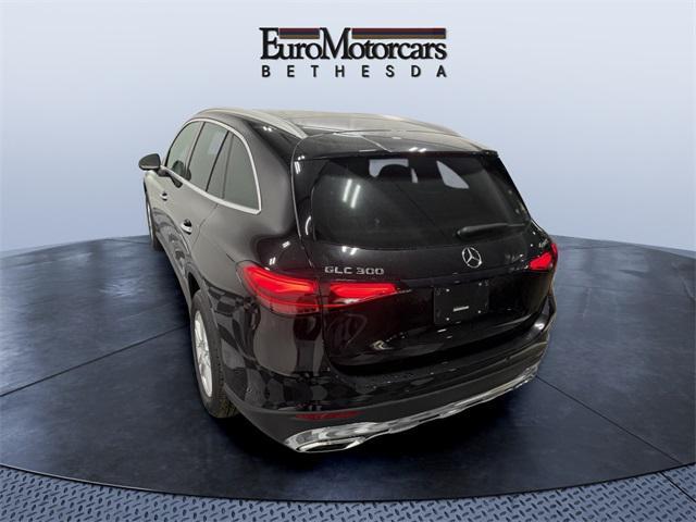 new 2025 Mercedes-Benz GLC 300 car, priced at $56,585
