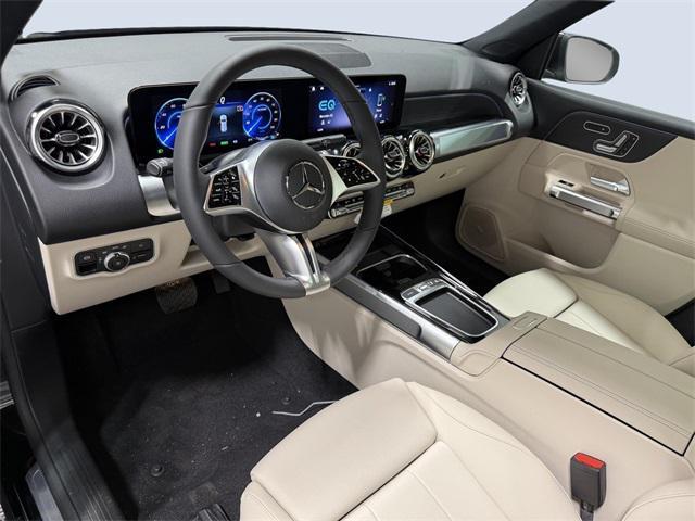new 2025 Mercedes-Benz EQB 250 car, priced at $58,060