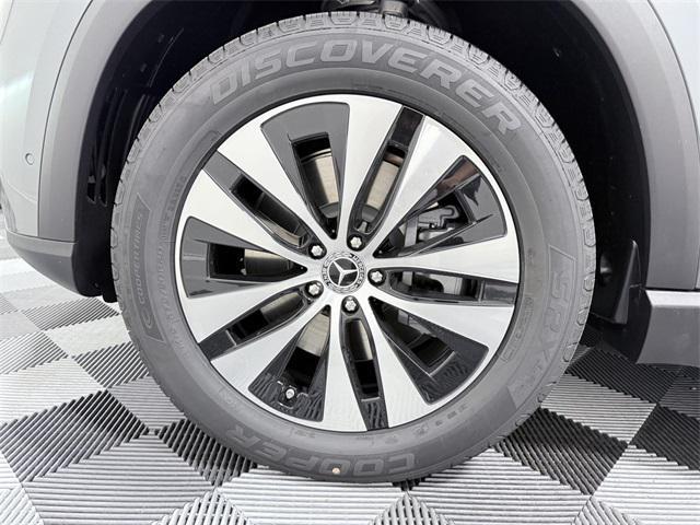 new 2025 Mercedes-Benz GLE 450 car, priced at $89,895