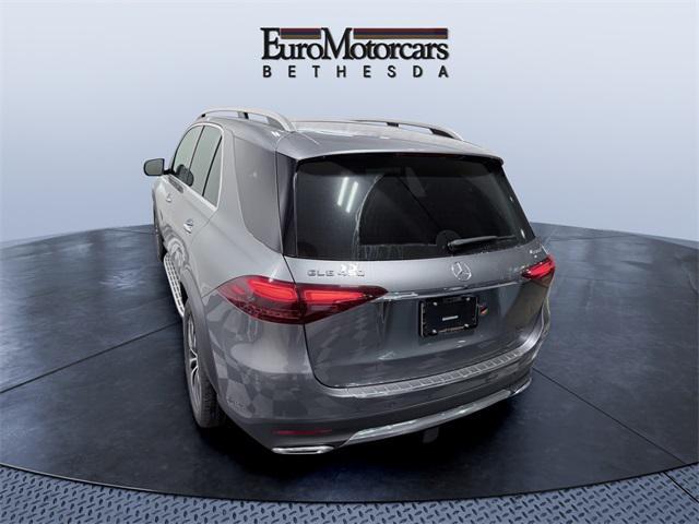 new 2025 Mercedes-Benz GLE 450 car, priced at $89,895