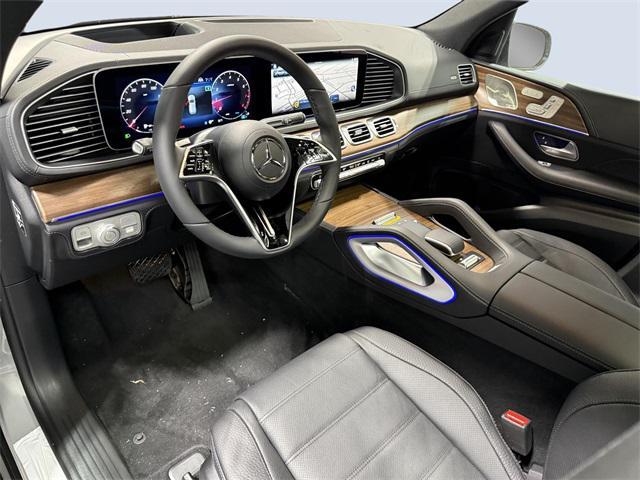 new 2025 Mercedes-Benz GLE 580 car, priced at $108,055