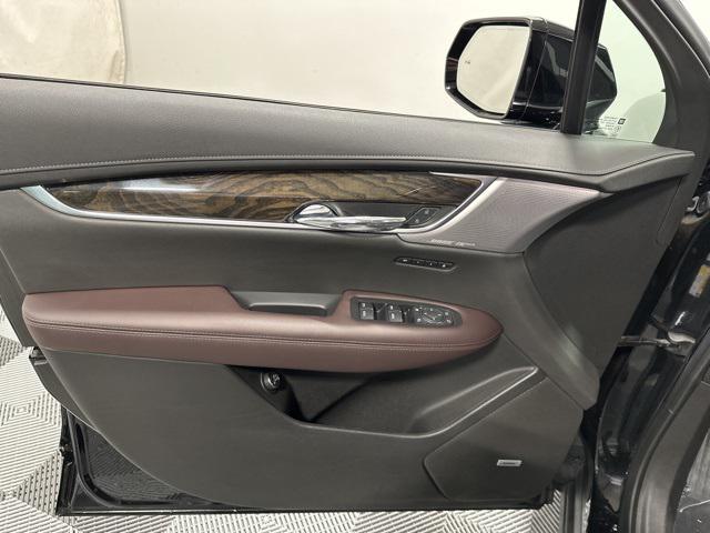 used 2021 Cadillac XT6 car, priced at $31,881