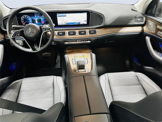 new 2025 Mercedes-Benz GLS 450 car, priced at $95,795