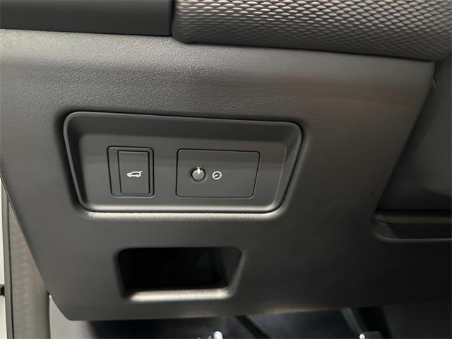 used 2025 Land Rover Discovery car, priced at $71,881