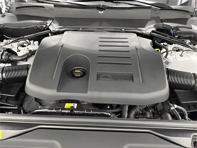 used 2025 Land Rover Discovery car, priced at $71,881
