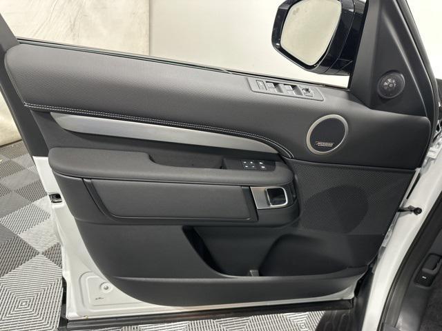 used 2025 Land Rover Discovery car, priced at $71,881