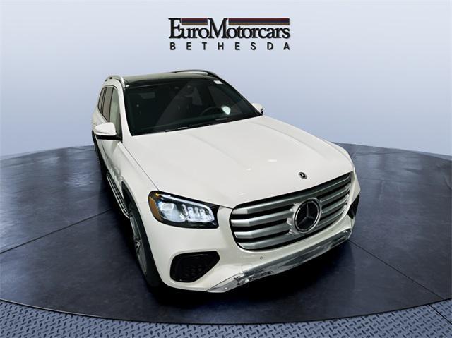 new 2025 Mercedes-Benz GLS 450 car, priced at $92,435