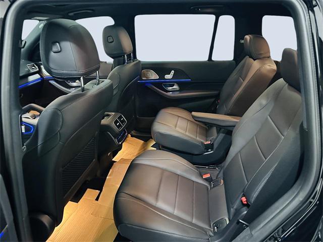 new 2025 Mercedes-Benz GLS 450 car, priced at $96,275