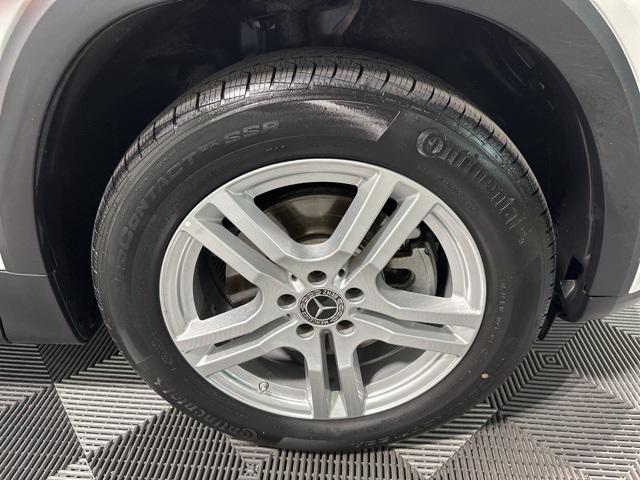 used 2022 Mercedes-Benz GLB 250 car, priced at $30,881