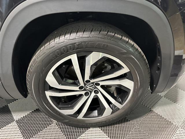 used 2023 Volkswagen Atlas car, priced at $34,881