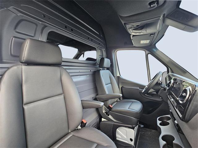 new 2025 Mercedes-Benz Sprinter 2500 car, priced at $71,804