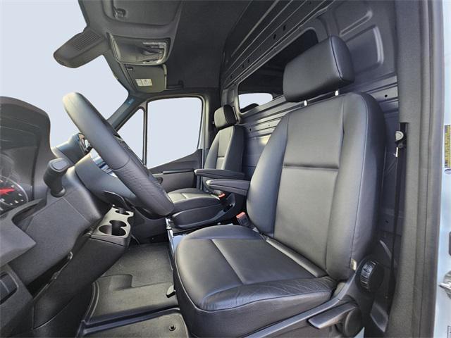 new 2025 Mercedes-Benz Sprinter 2500 car, priced at $71,804