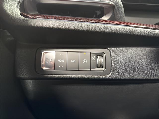 used 2025 Chevrolet Traverse car, priced at $46,881