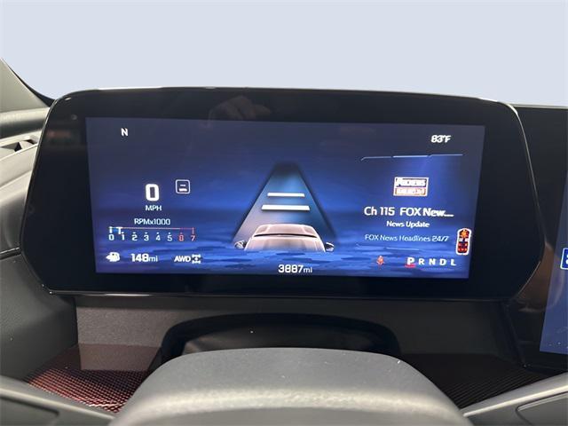 used 2025 Chevrolet Traverse car, priced at $46,881