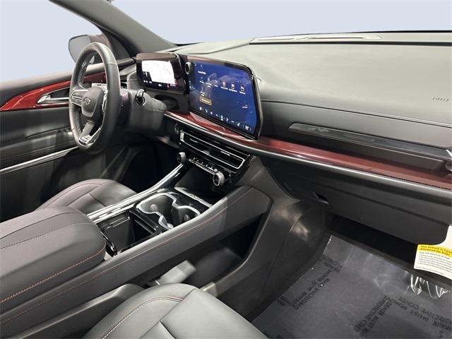 used 2025 Chevrolet Traverse car, priced at $46,881