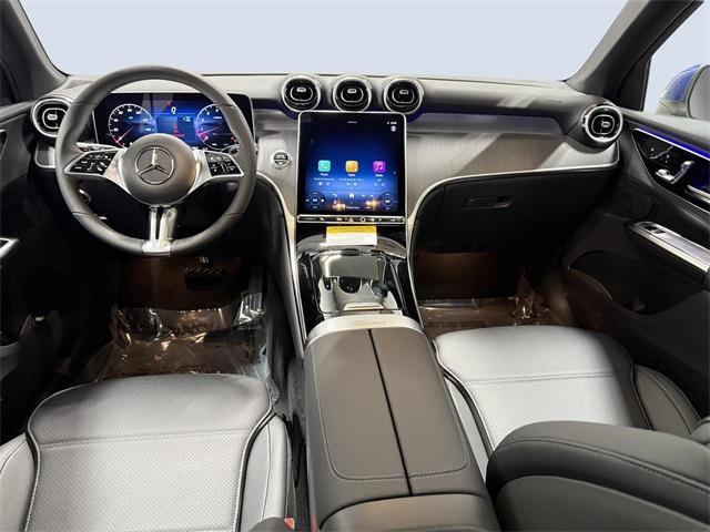 new 2025 Mercedes-Benz GLC 300 car, priced at $55,385