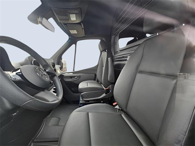 new 2025 Mercedes-Benz Sprinter 2500 car, priced at $62,384
