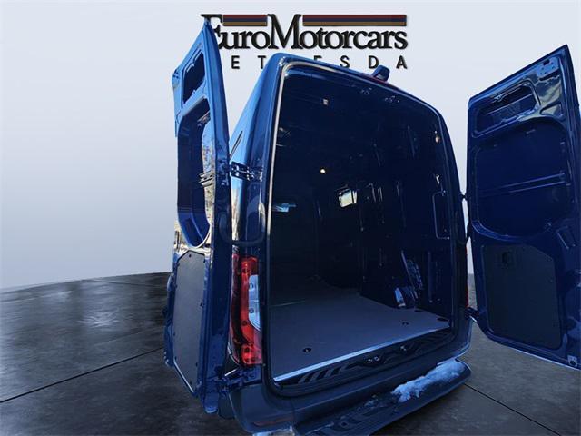 new 2025 Mercedes-Benz Sprinter 2500 car, priced at $62,384
