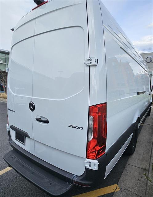 new 2025 Mercedes-Benz Sprinter 2500 car, priced at $70,827