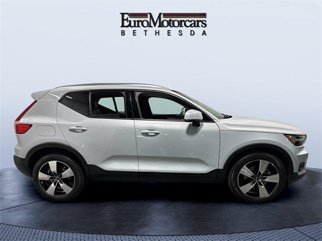 used 2022 Volvo XC40 car, priced at $28,881
