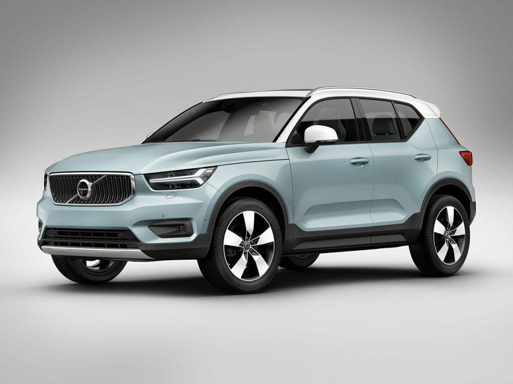 used 2022 Volvo XC40 car, priced at $29,881