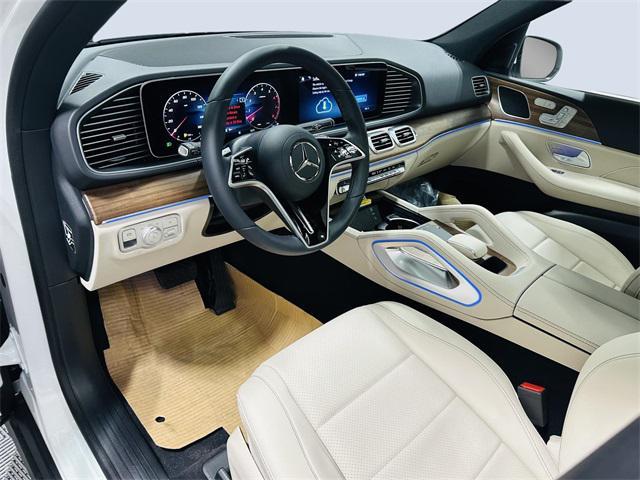 new 2025 Mercedes-Benz GLE 450 car, priced at $73,745