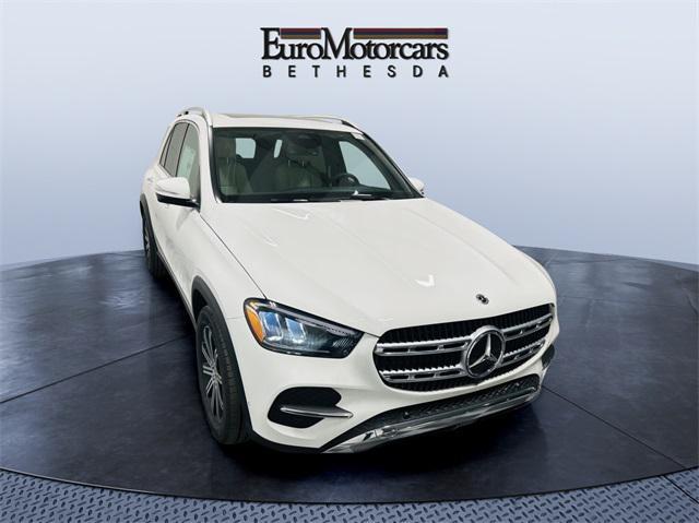 new 2025 Mercedes-Benz GLE 450 car, priced at $73,745