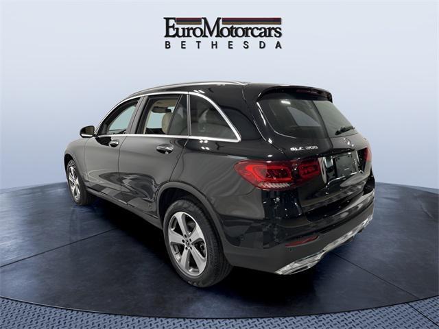 used 2022 Mercedes-Benz GLC 300 car, priced at $35,881
