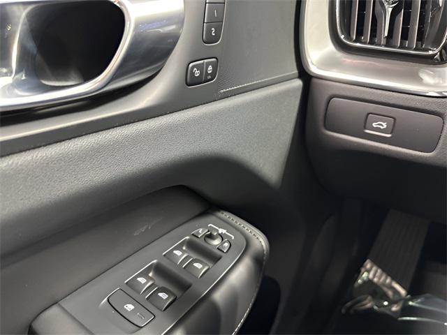 used 2024 Volvo XC60 car, priced at $35,881