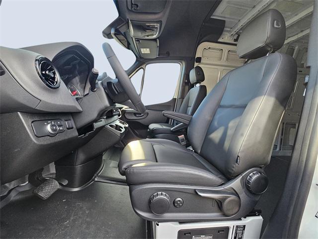 new 2025 Mercedes-Benz Sprinter 2500 car, priced at $65,939