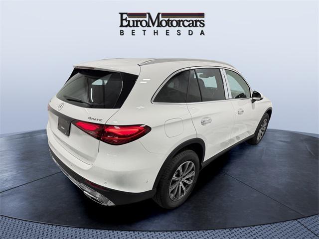 new 2025 Mercedes-Benz GLC 300 car, priced at $54,185