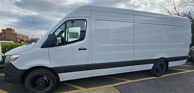 new 2025 Mercedes-Benz Sprinter 2500 car, priced at $68,564