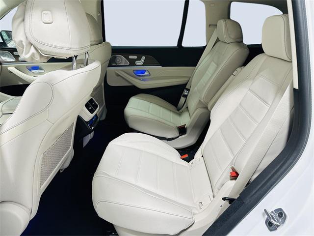 new 2025 Mercedes-Benz GLS 450 car, priced at $90,980