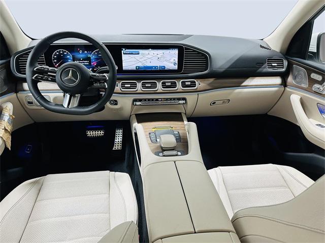 new 2025 Mercedes-Benz GLS 450 car, priced at $90,980