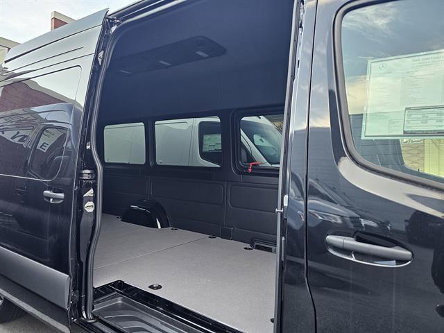 new 2024 Mercedes-Benz Sprinter 2500 car, priced at $80,918