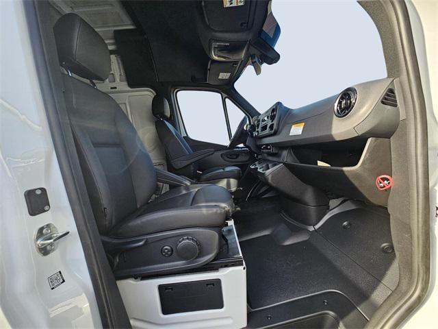new 2025 Mercedes-Benz Sprinter 2500 car, priced at $65,939