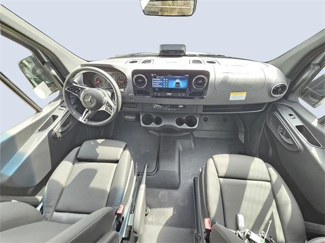 new 2025 Mercedes-Benz Sprinter 2500 car, priced at $69,808