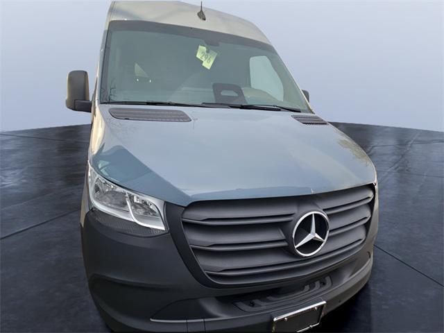 new 2025 Mercedes-Benz Sprinter 2500 car, priced at $69,808