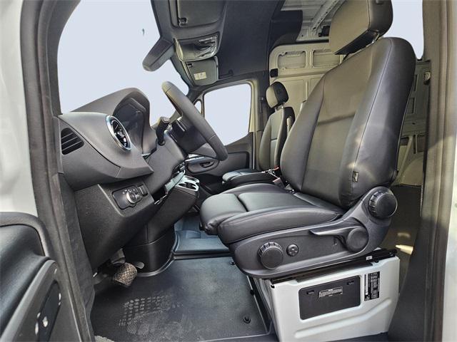 new 2025 Mercedes-Benz Sprinter 2500 car, priced at $64,194