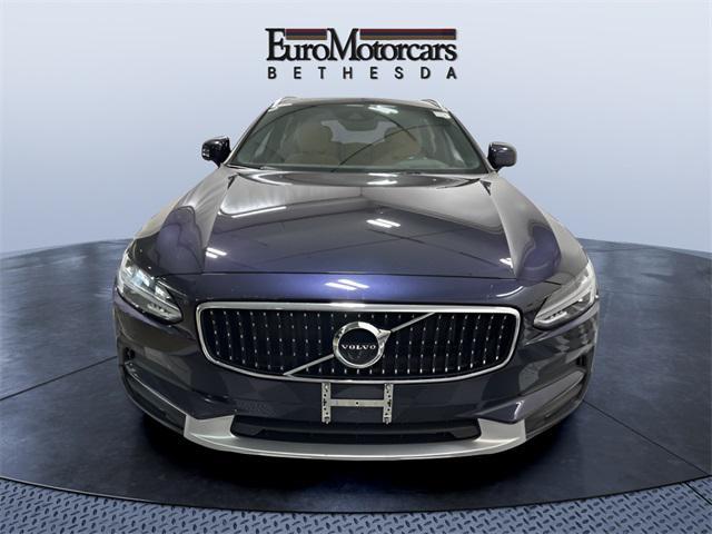 used 2017 Volvo V90 Cross Country car, priced at $24,981