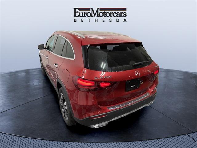 new 2025 Mercedes-Benz GLA 250 car, priced at $52,860