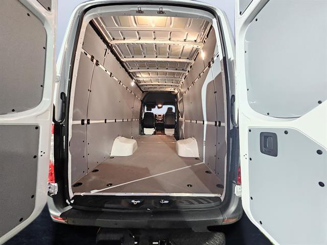 new 2024 Mercedes-Benz Sprinter 3500 car, priced at $70,679